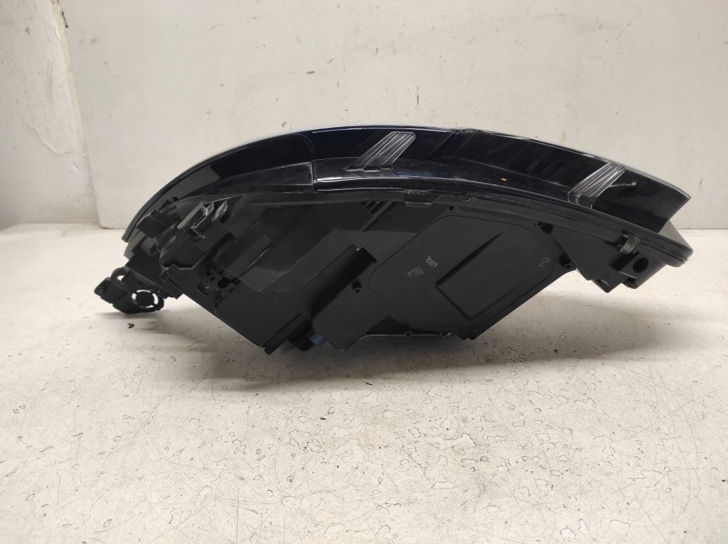 фото №9, Peugeot 308 2 ii lift 17- лампа правая перед full led 9677832380