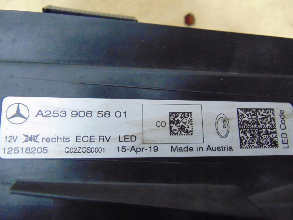 Фара правый  перед mercedes glc w253 a2539065801 европа с Разборки