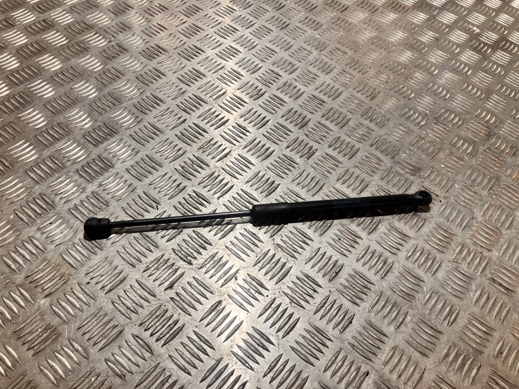 Купить Bmw x1 u11 привод амортизаторы капот комплект 9883421