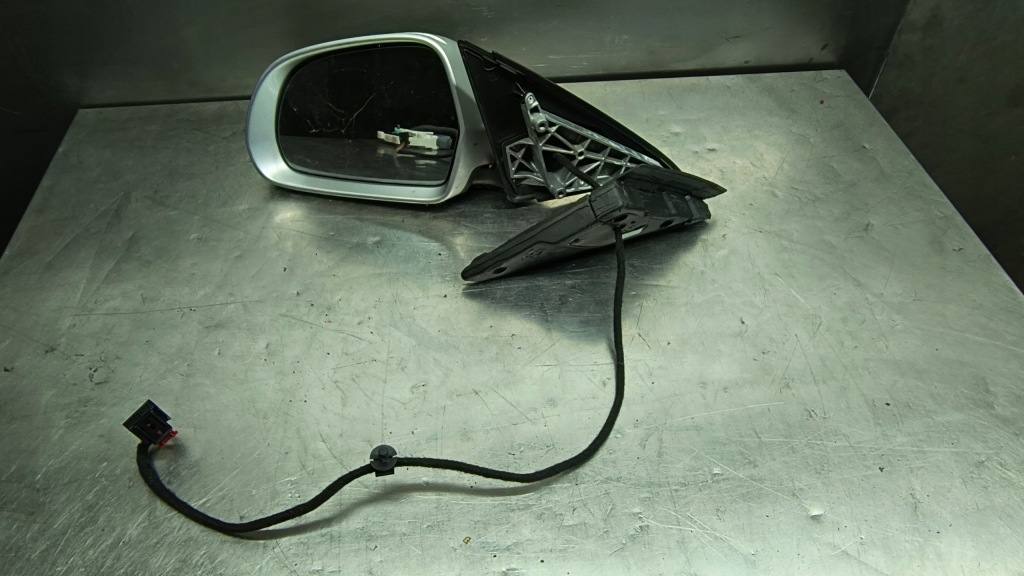 фото №1, Skoda superb ii зеркало наружное левая 9 pinów uk