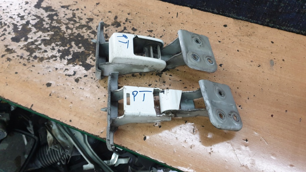 фото №1, Jumpy scudo expert ii петлі задніх двері крило правий задня комплект