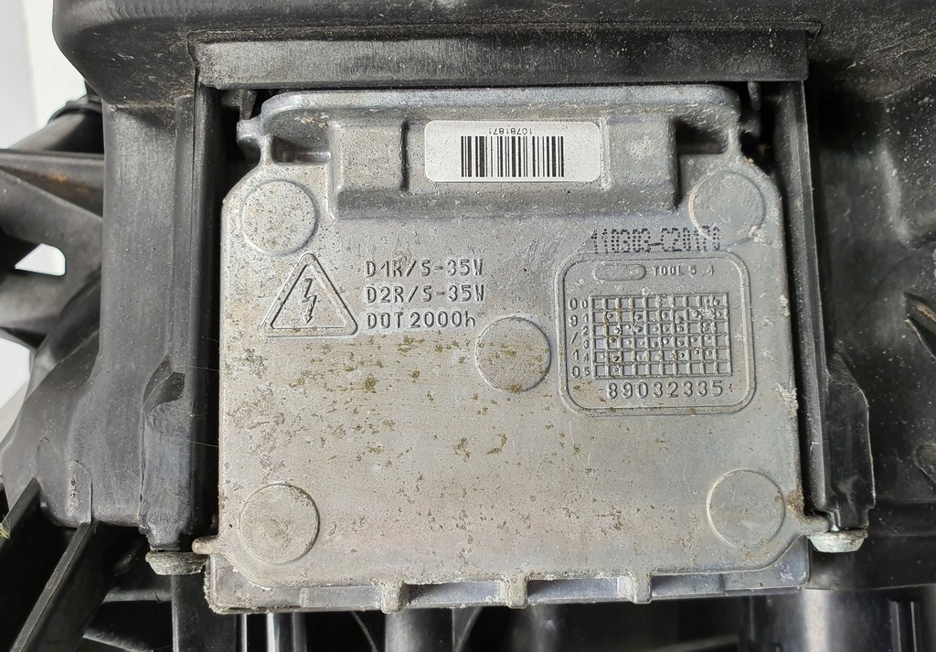 фото №10, Лампа правий перед ксенон aston martin rapide europa