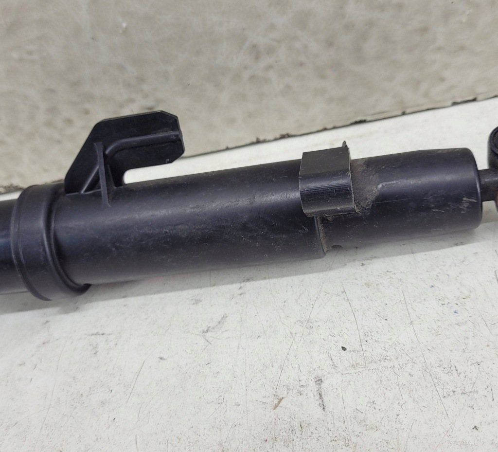 фото №7, Mercedes-benz slk 171 насадка распылителя лампы передней перед