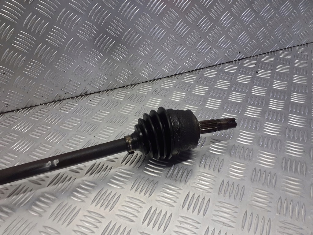 фото №2, Приводной вал правая передняя fiat grande punto 1.2