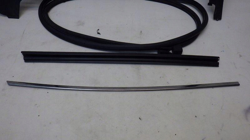 фото №5, Рамка молдинг прокладка двері лівий задня renault talisman sedan 822752865r