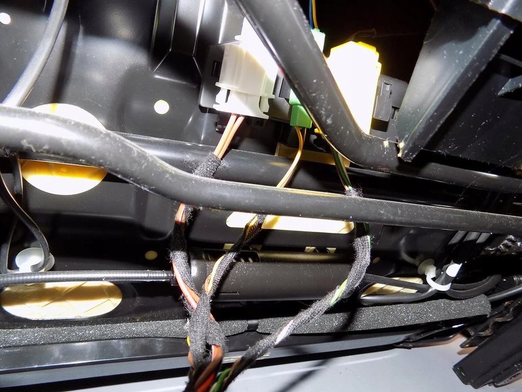 фото №13, Vw polo 6r сиденья заднее сиденье обшивки подогрев