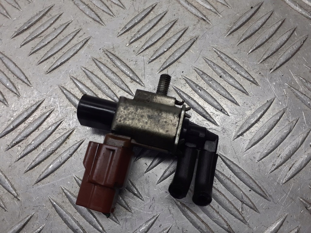 фото №1, Клапан вакууму mazda 5 2.0 k5t46597