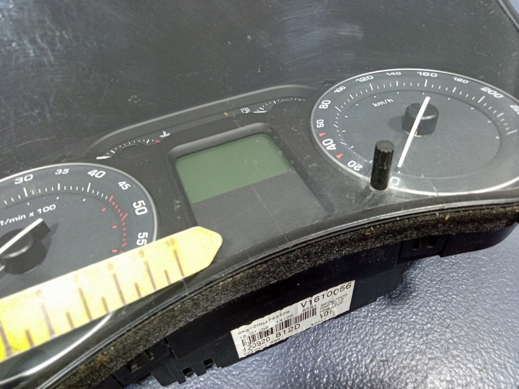 фото №5, Skoda octavia ii 1.9 tdi счетчик приборы eu 1z0920812d