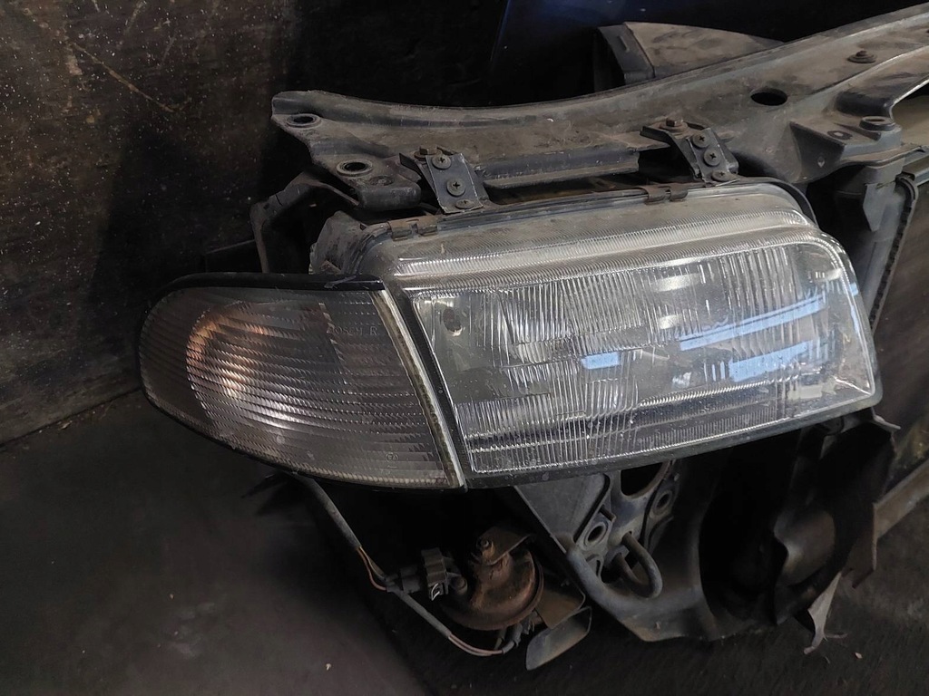 фото №11, Kompletny перед капот бампер крыло лампы pas audi a4 b5 lz5t