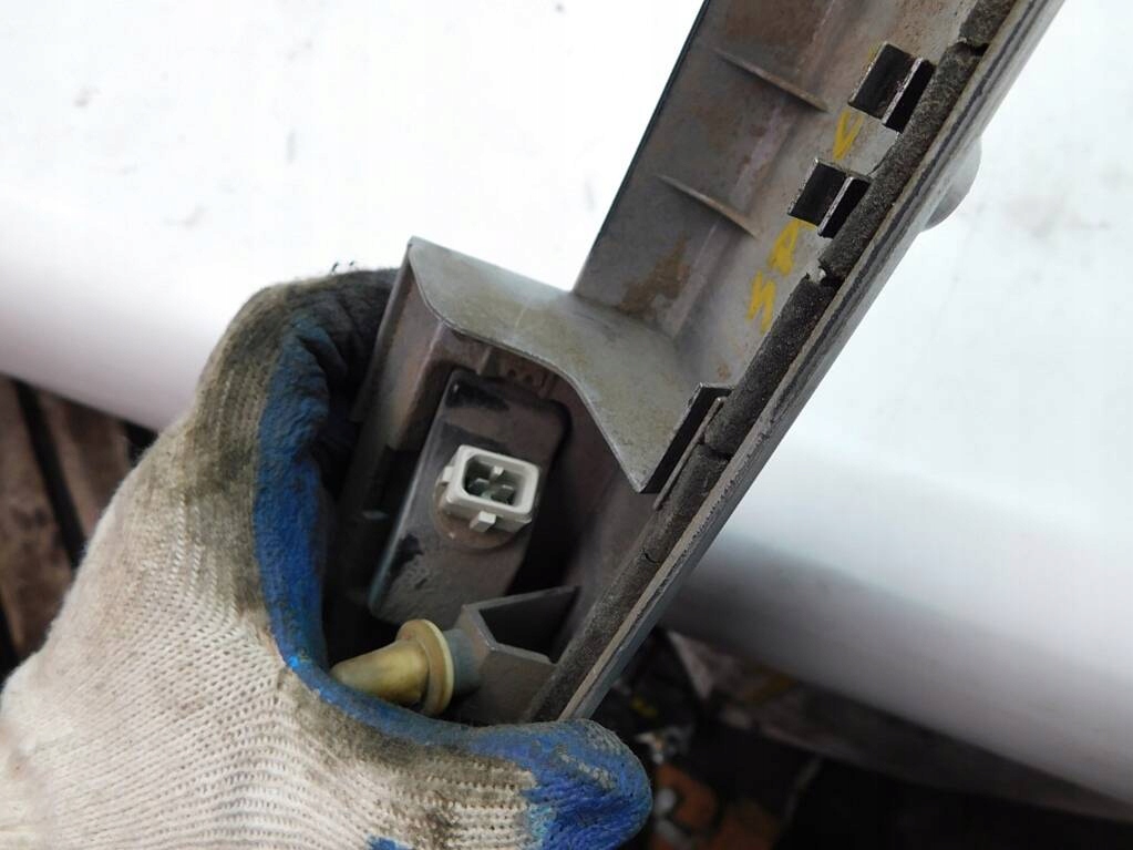 фото №13, Mitsubishi space star 02r накладка молдинг кришки задня