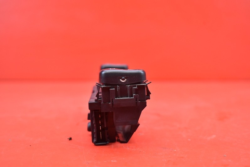 фото №6, Панель керування підігрів сидінь 2108200151 mercedes clk w208 99-03