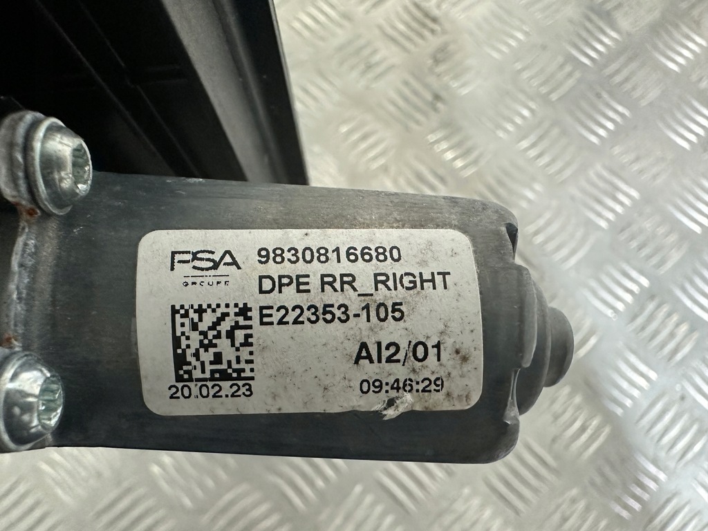 фото №5, Opel astra l hb механизм стекло правый задняя 9830816680