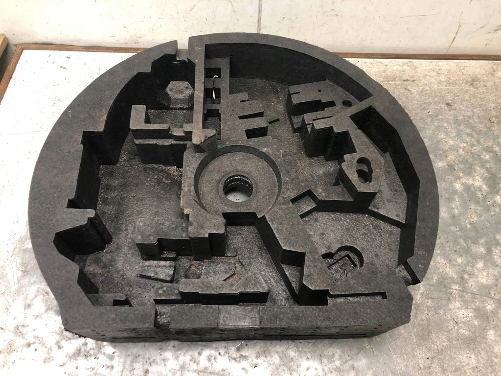 фото №1, Пінополістирол вкладиш багажника vw scirocco 8p0012109f