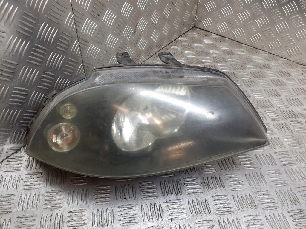 фото №1, Лампа правая передняя seat cordoba ii 1.4 europa
