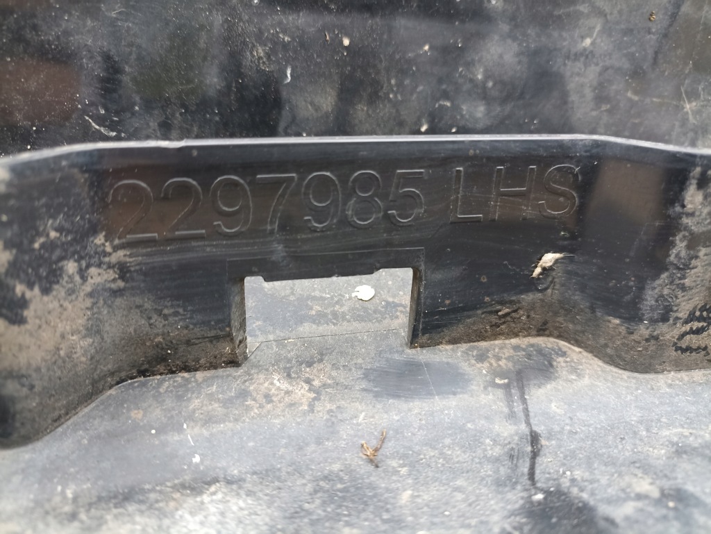 фото №2, Подкрылок накладка scania r s ngs 2297985 lhs