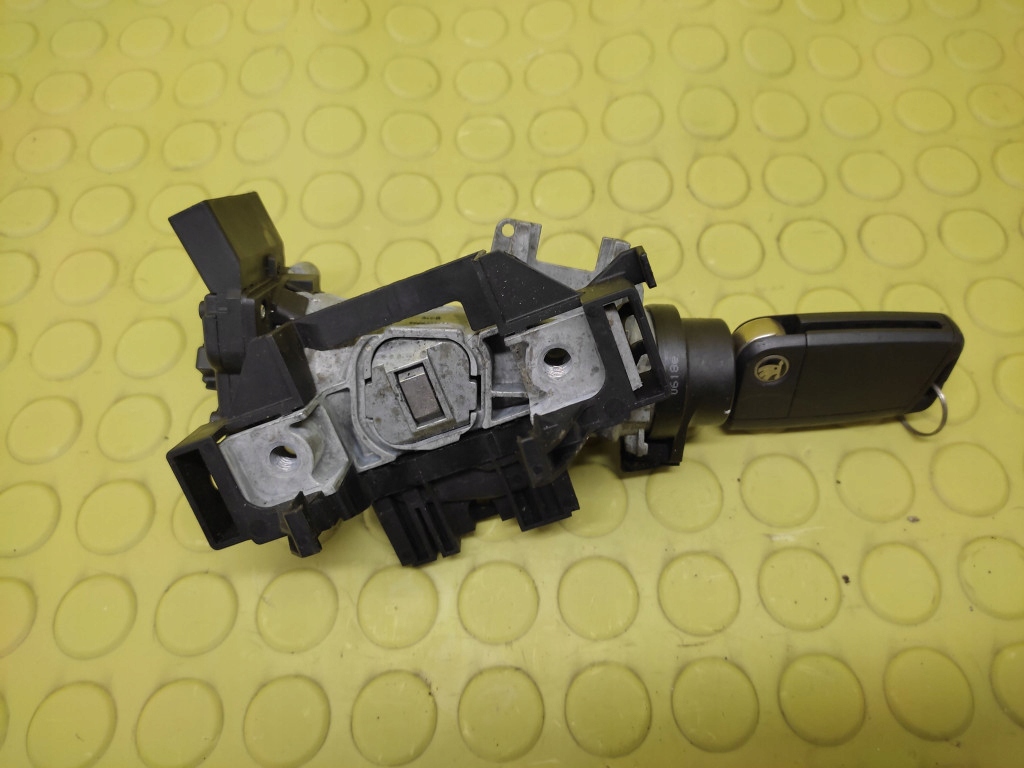 фото №2, Skoda rapid замок запалювання ключ 1k0905851