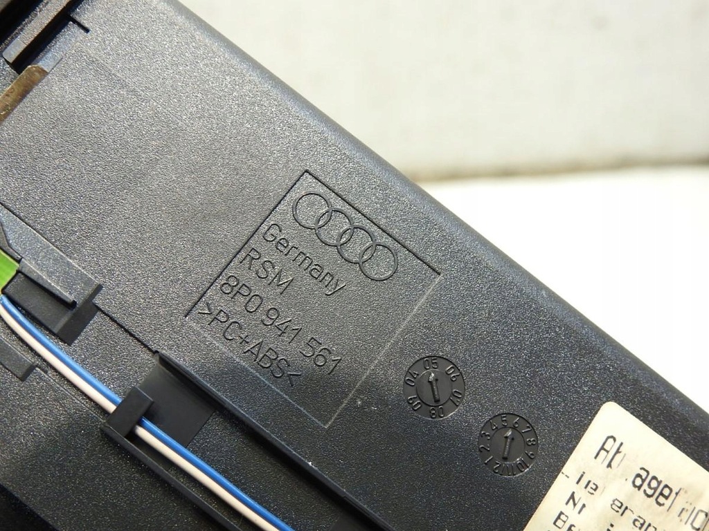 фото №7, Wizytownik бардачок audi a3 8p 8p0941561