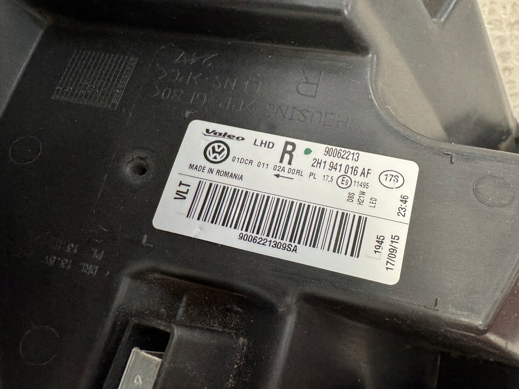 фото №8, Vw amarok lift правая лампа ксенон