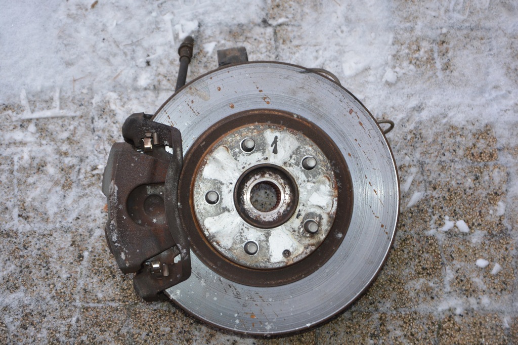 фото №1, Поворотний кулак ступиця супорт диск lp mazda 6 gj