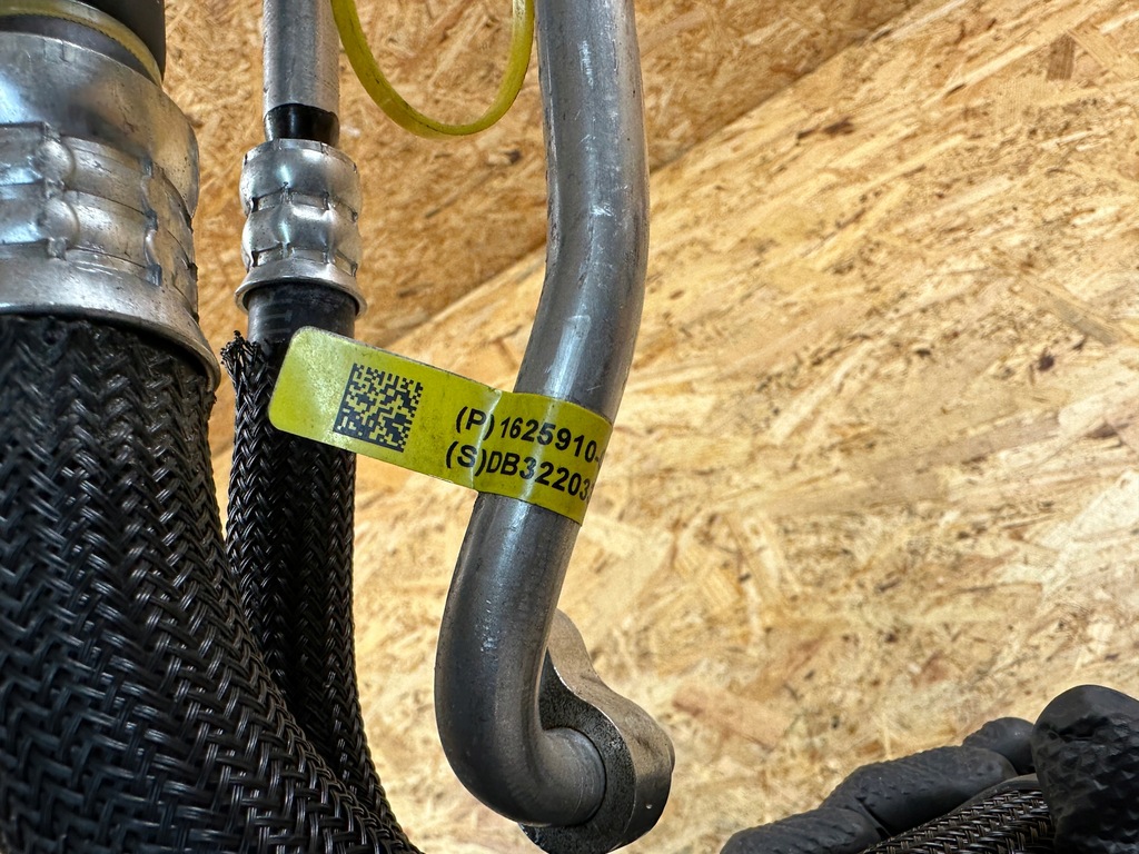 фото №9, Wąż шланг труба кондиціонера tesla model y 1625910-00-c 2020-