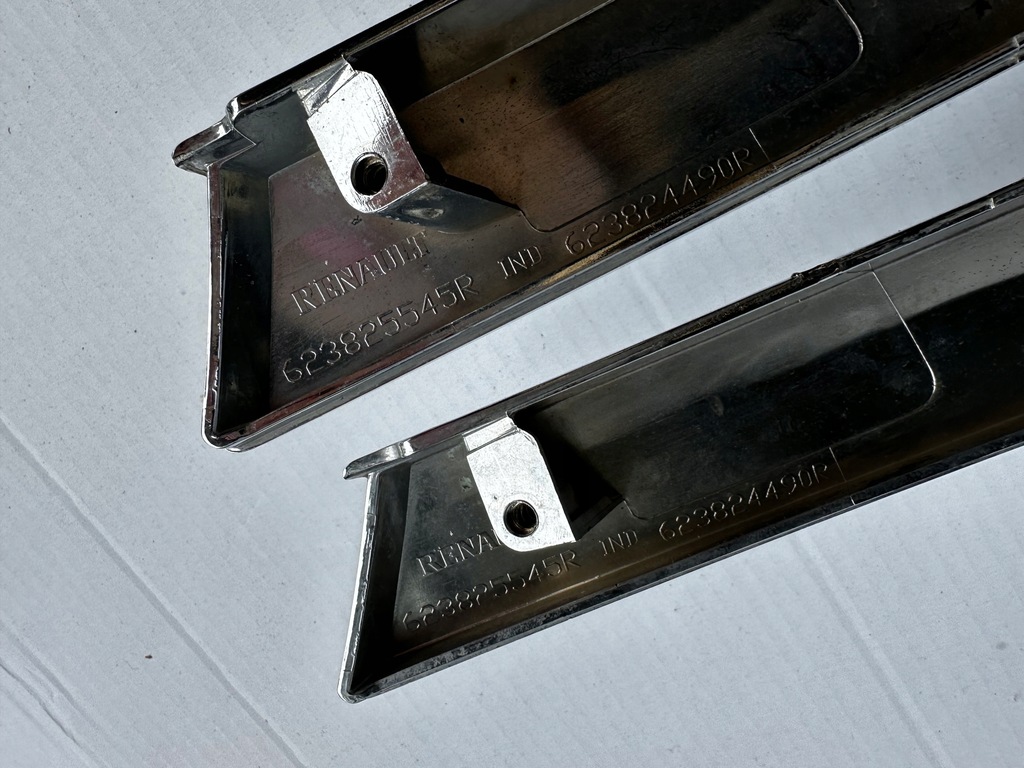 фото №10, Хром решітка 623825545r dacia lodgy