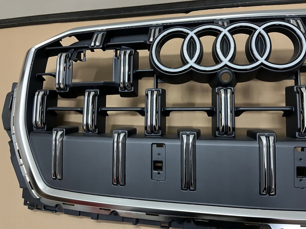 фото №7, Решітка радіатора audi q7 4m0 lift 2024 4m0853651be решітка радіатора бампера audi q7 ii lift