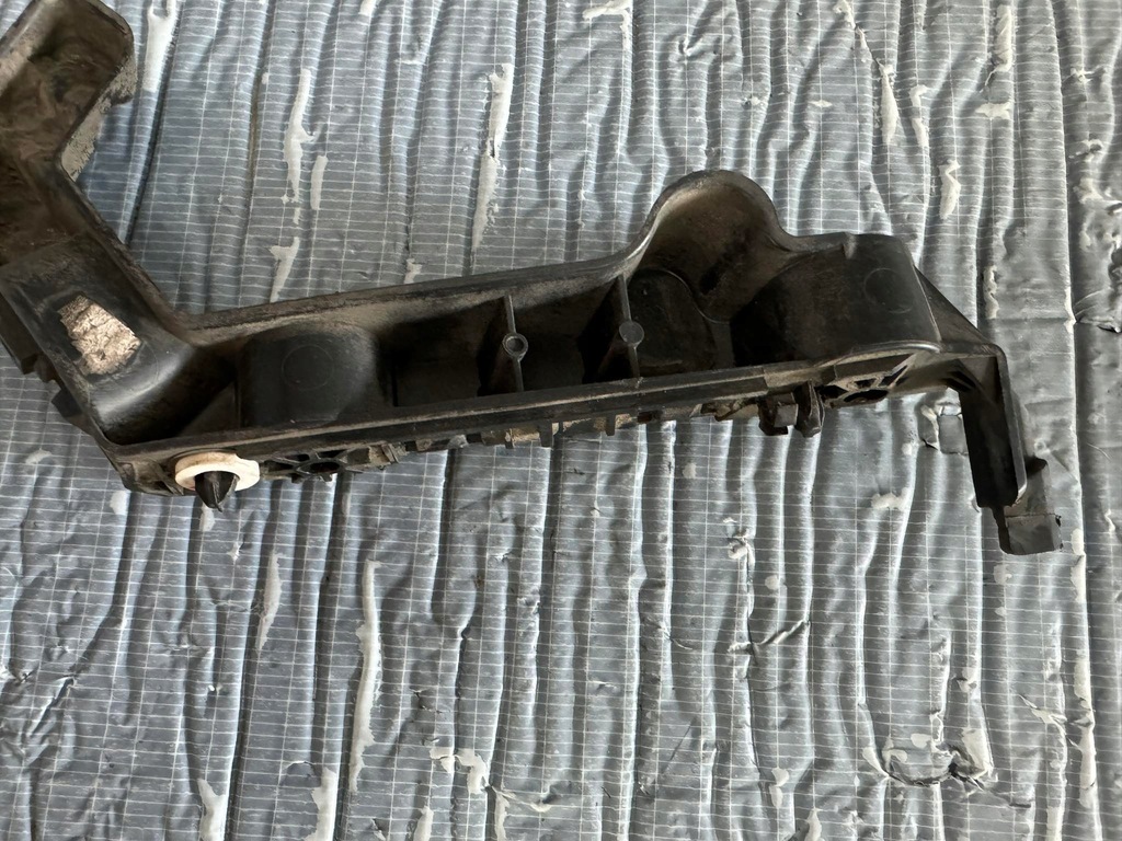 фото №6, Напрямна бампера задня лівий citroen c4 cactus lift 9823315480