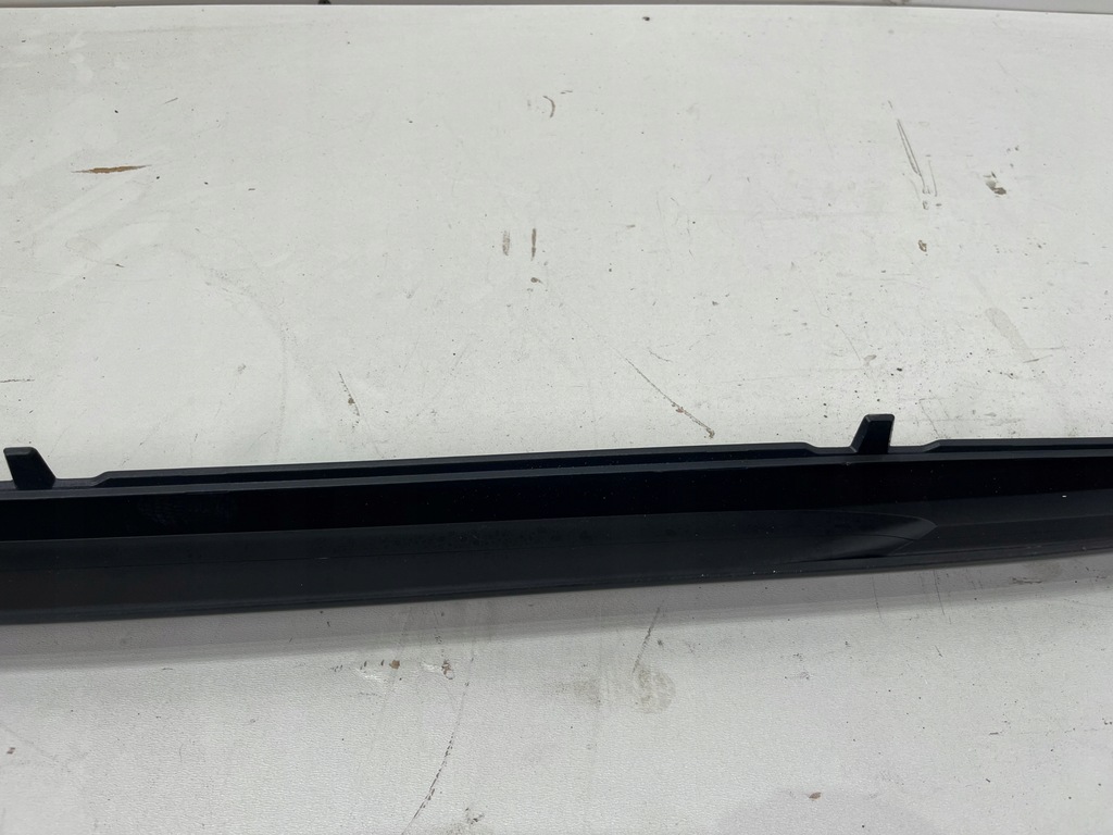 фото №11, Audi a3 8y s-line sline молдинг порог правая 8y0853860