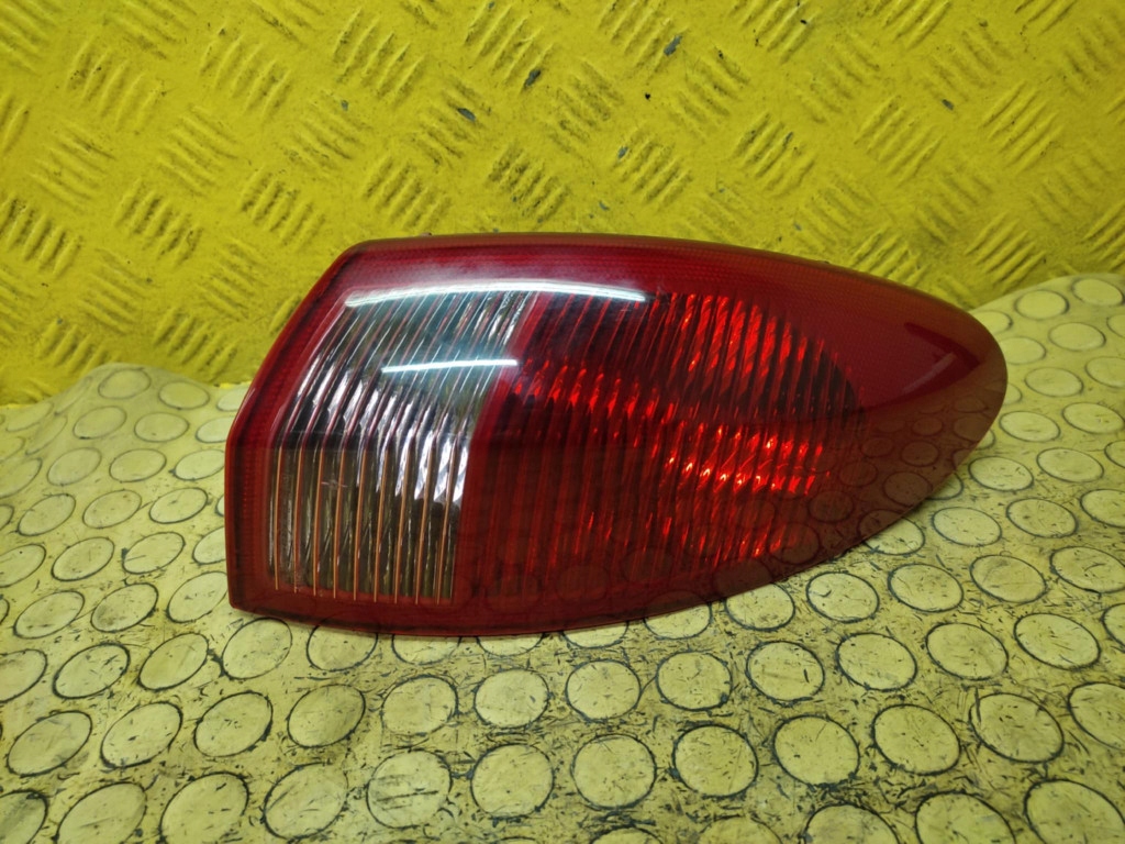 фото №1, Alfa romeo 147 лампа правий задня 46556347