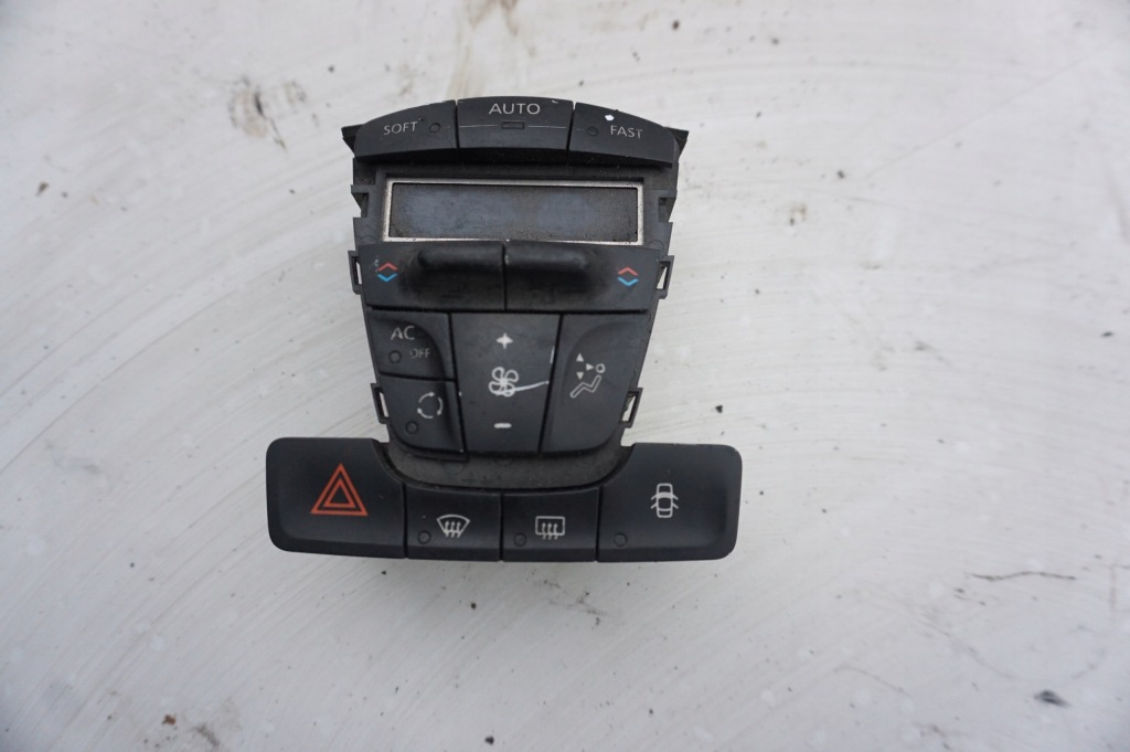 фото №1, Панель обдув 275100002r renault laguna 3 iii