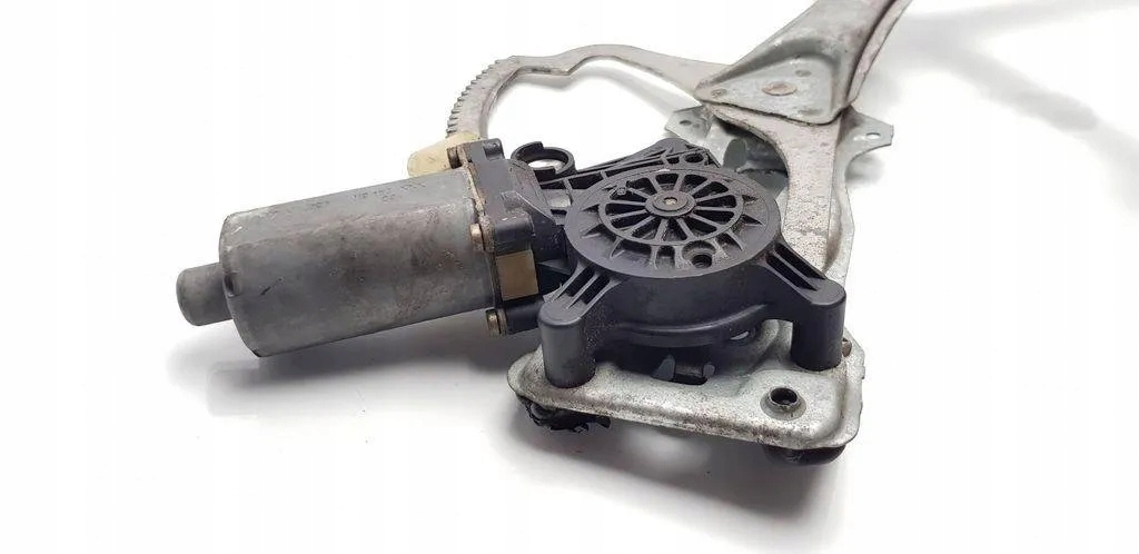 Подъемник стекло правых передних дверь mercedes-benz e w211 0130821709 с Разборки