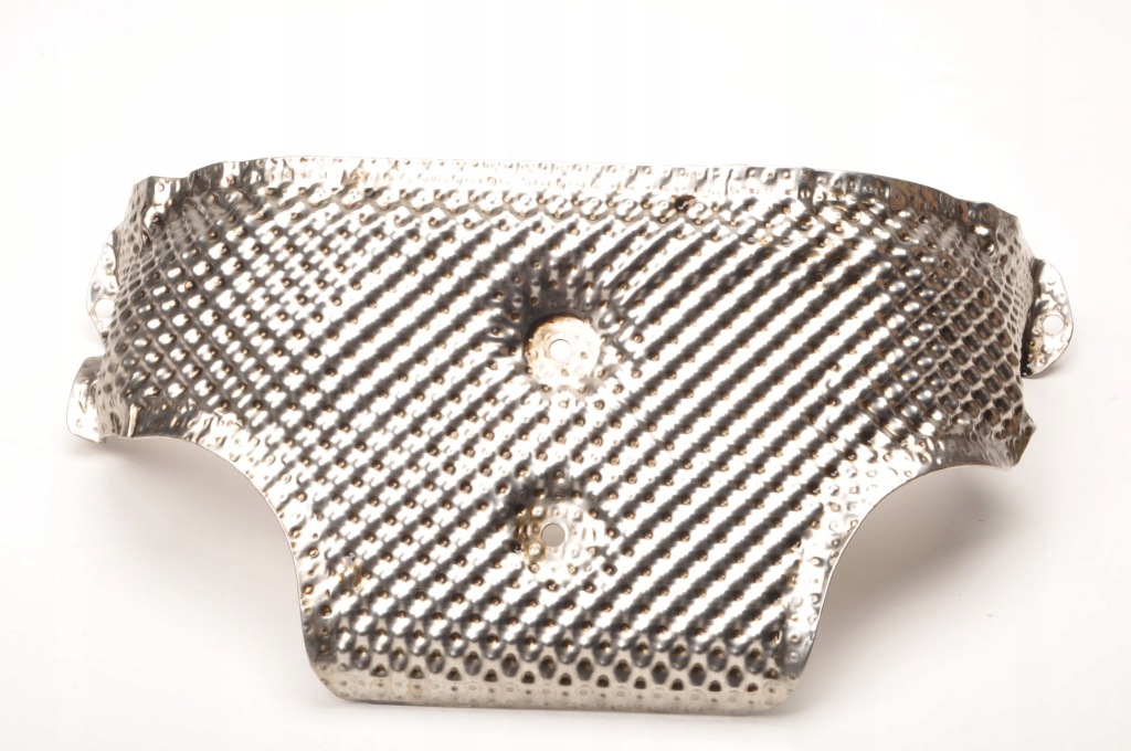 Купить Aston martin db11 накладка тепловая a1771510600