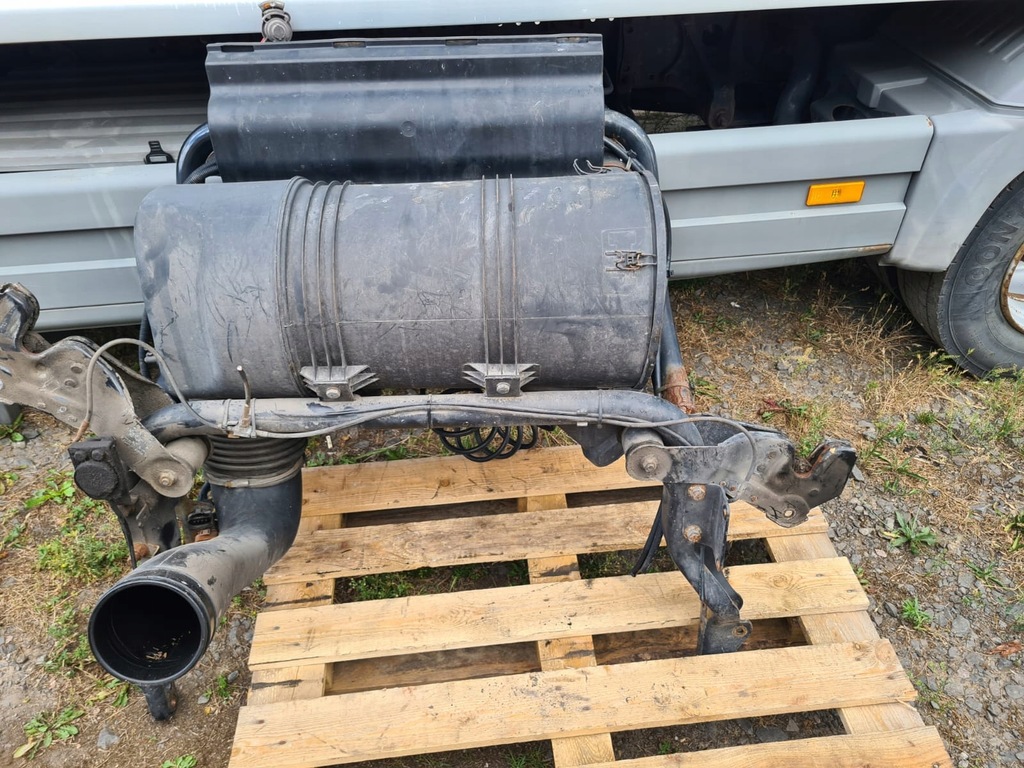 фото №1, Задні підвіска замки кабіни man tgx