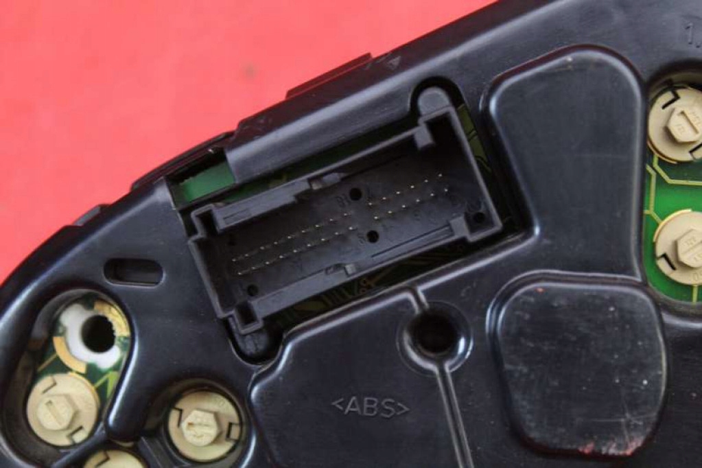 Лічильник прилади eu a2025409148 mercedes c-klasa w202 2.4 v6 170km рестайлінг  97-01 Зі Шроту