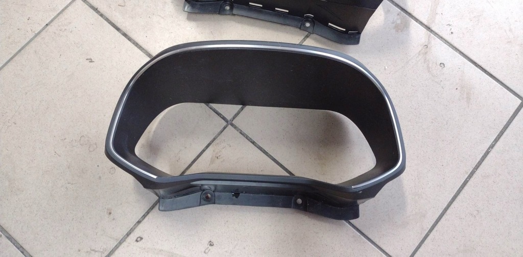 фото №3, Корпус рамка спидометра renault clio v 682406595r