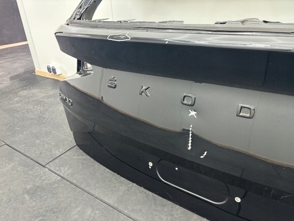 фото №11, Skoda enyaq кришка багажника багажника задня задня