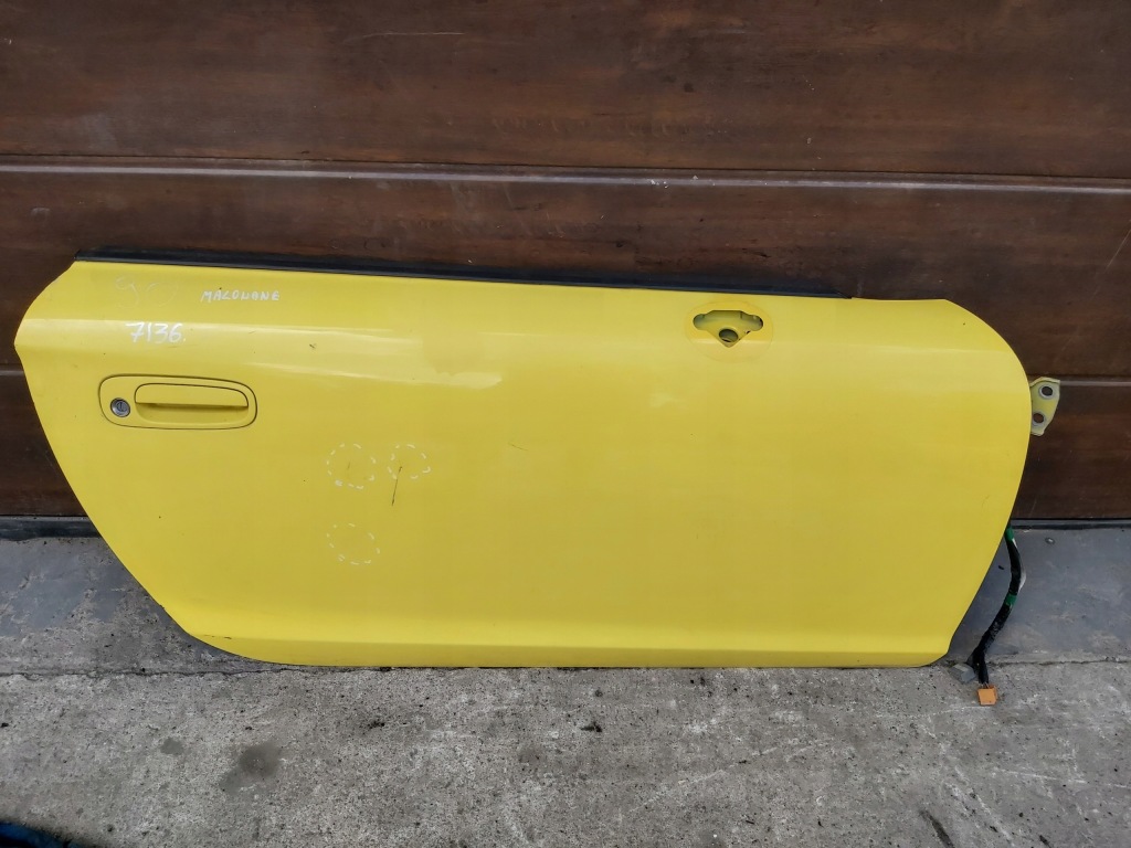 фото №1, Toyota mr2 lift дверь правое