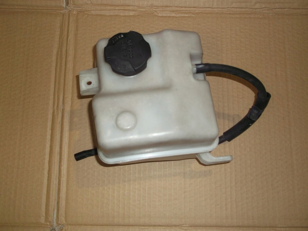 фото №1, Hyundai i40 бачок расширительный