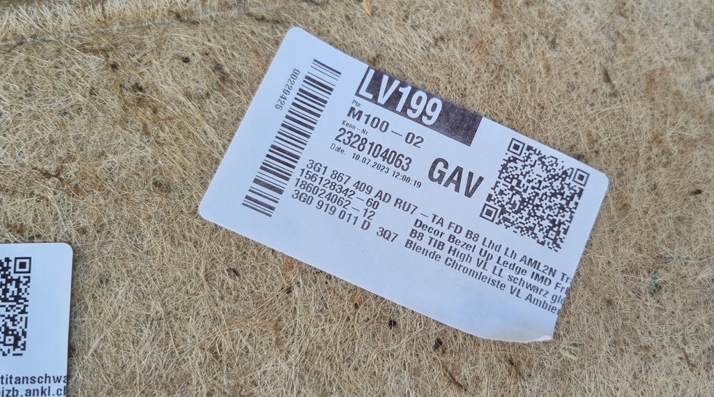 фото №9, Vw passat b8 alltrack lift обшивка дверь левый перед кожа 3g1867011