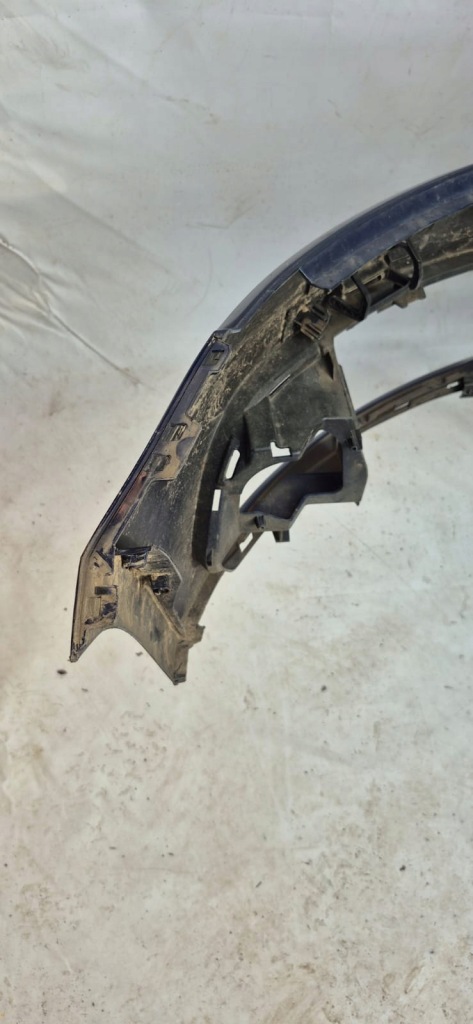 Audi q5 1 8r рестайлінг  12-16 бампер перед передній решітка радіатора spr 8r0807437ah Недорого