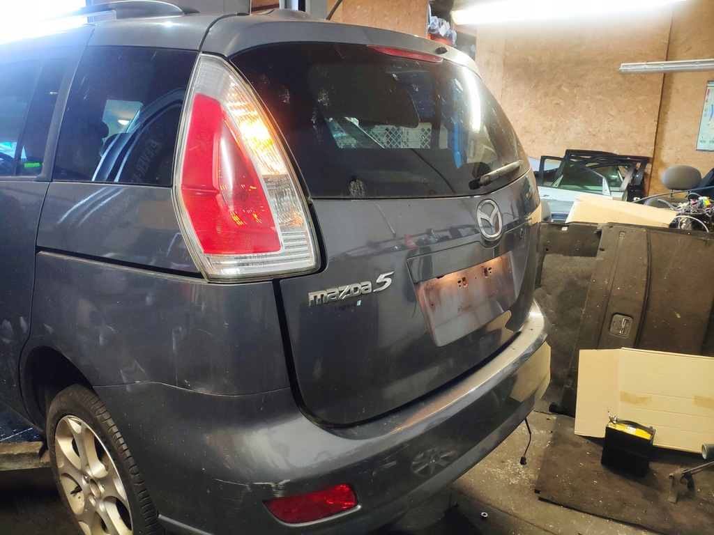 фото №14, Mazda 5 стекло крышка багажника багажника 05-10 32s