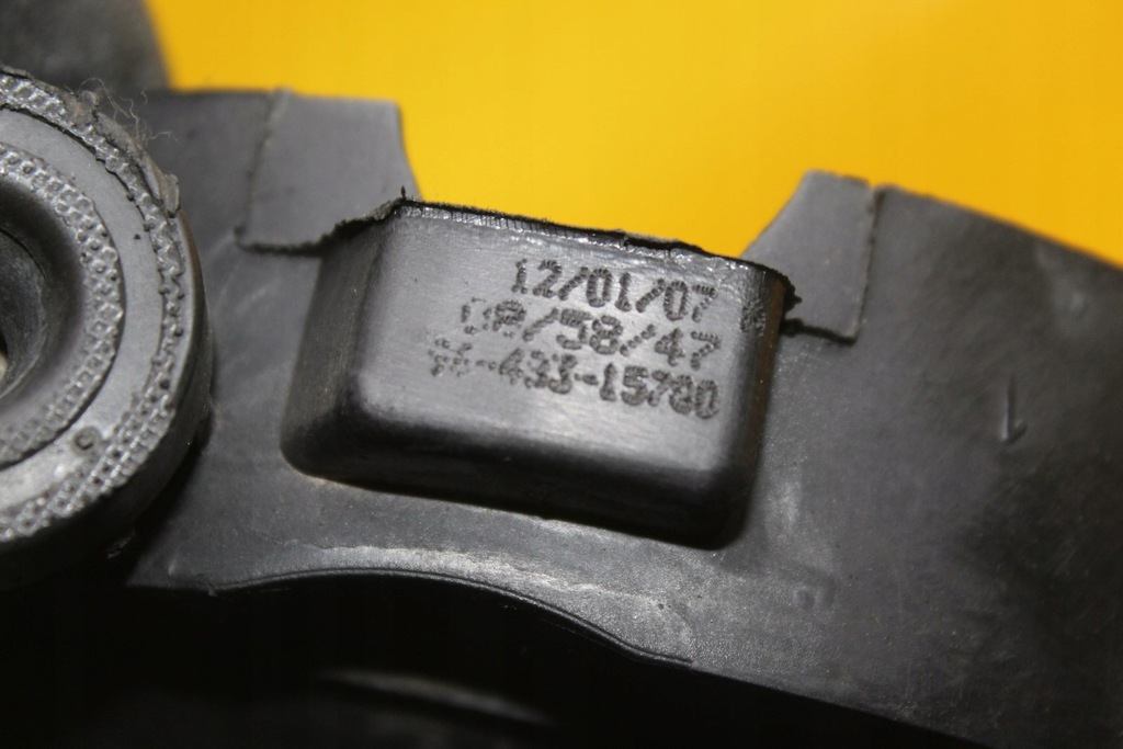 фото №15, Крышка клапанов 8hz peugeot 207 1.4 hdi