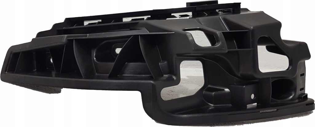 фото №1, Направляющая бампера левый задняя задний porsche taycan