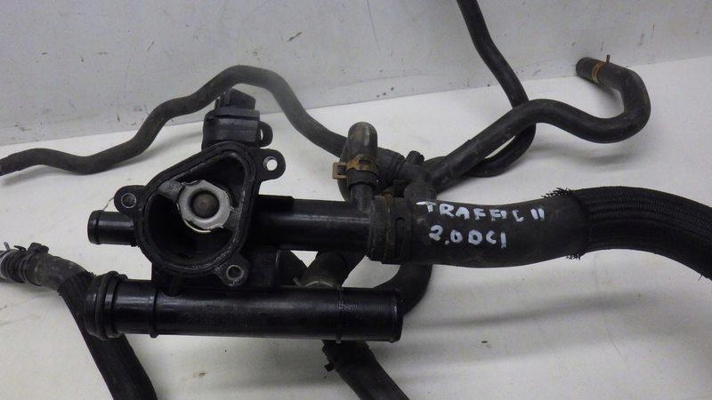 фото №8, Корпус термостата wąż труба trafic vivaro 2.0 dci