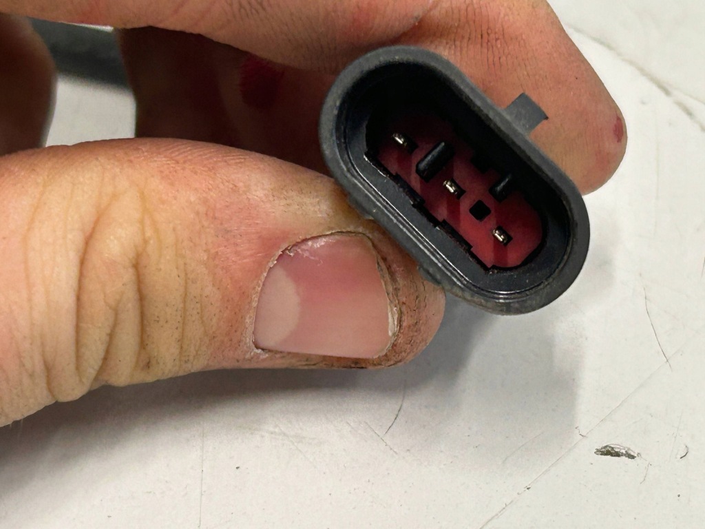 Третий свет стоп microcar m.go 220055dr Доставка