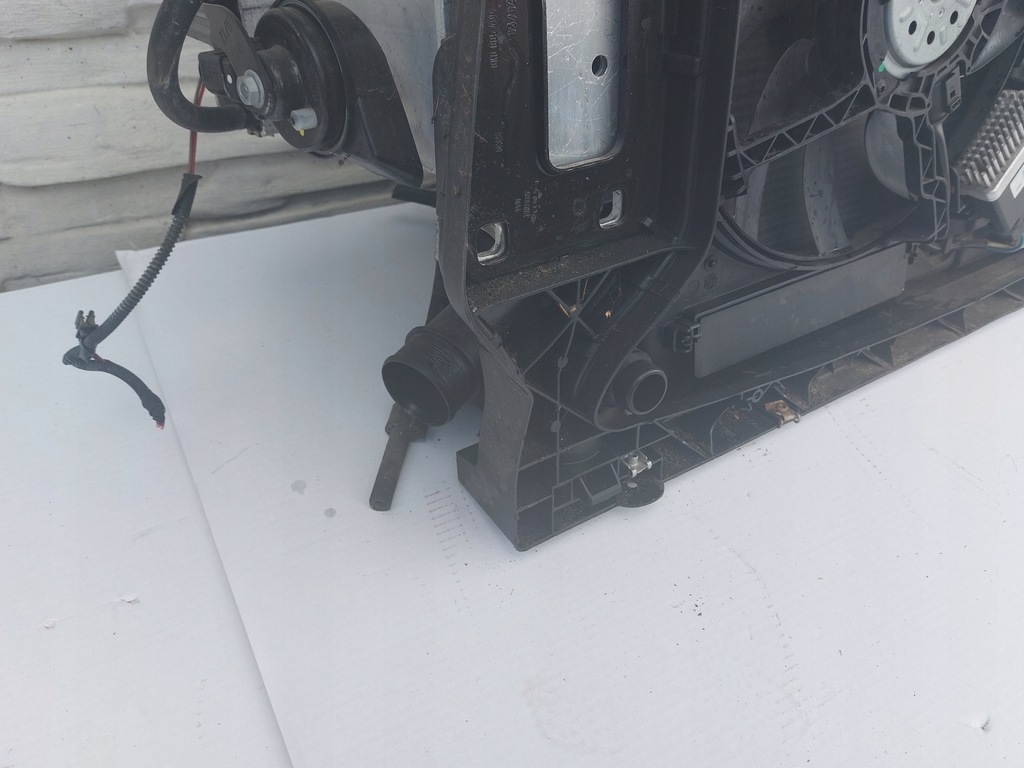 фото №5, A5 8t lift pas передний усилитель 2.0 механическая коробка передач