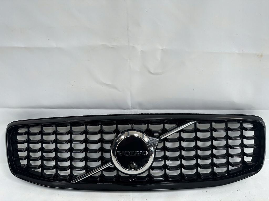 фото №1, Решётка радиатора решётка радиатора volvo v90 s90 r-desing