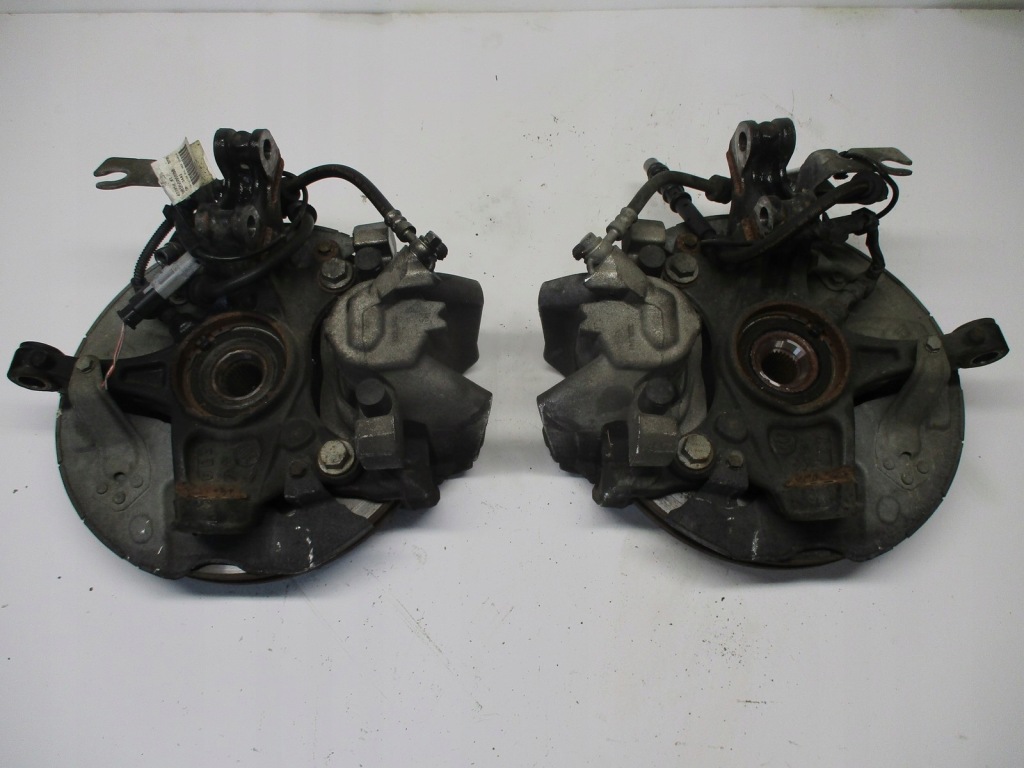 фото №1, Поворотний кулак права citroen berlingo iv 1,5hdi