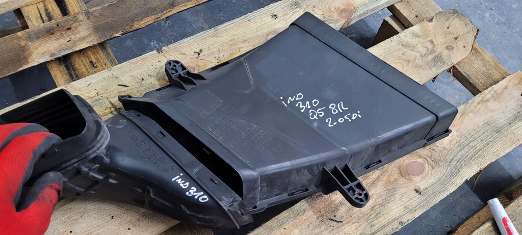 фото №12, Впуск воздуха audi q5 09-17 vag 8r0129739a