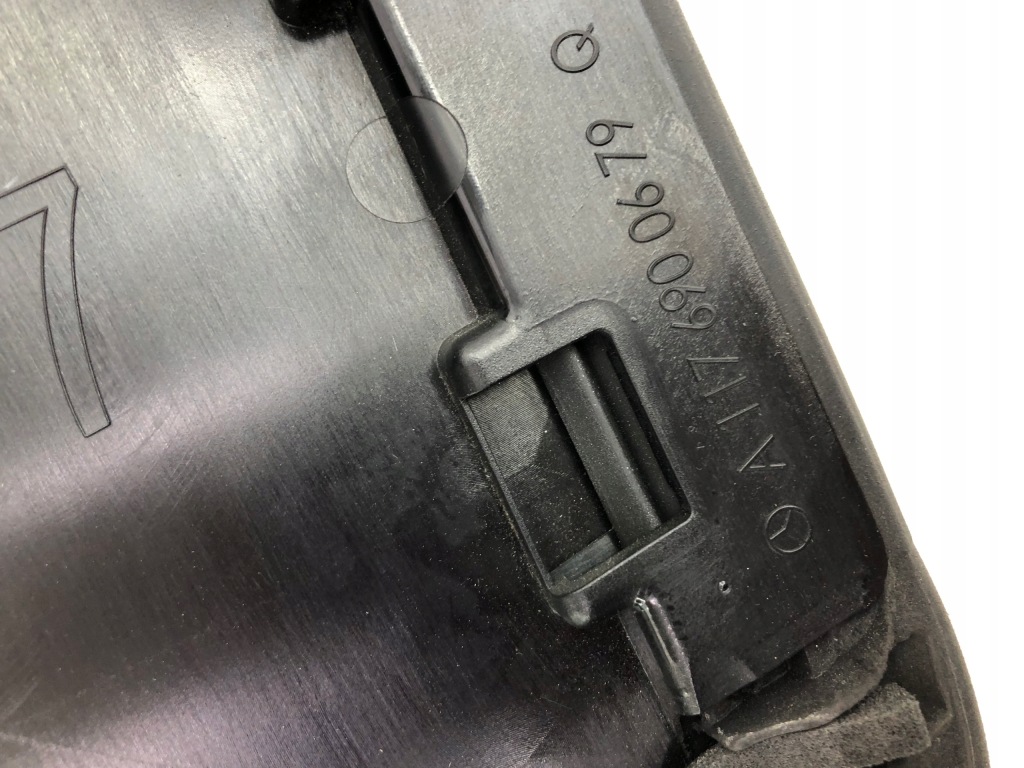 Mercedes w117 накладки двері захист стійка комплект a1176900579 a1777250382 в Україні